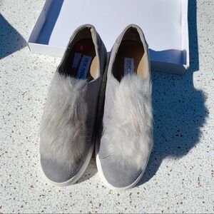 NIB Steve Madden Bunny Tail Suede Slip On Sneaker​